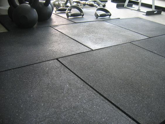 8 Tips How To Turn Your Garage Into A Gym
